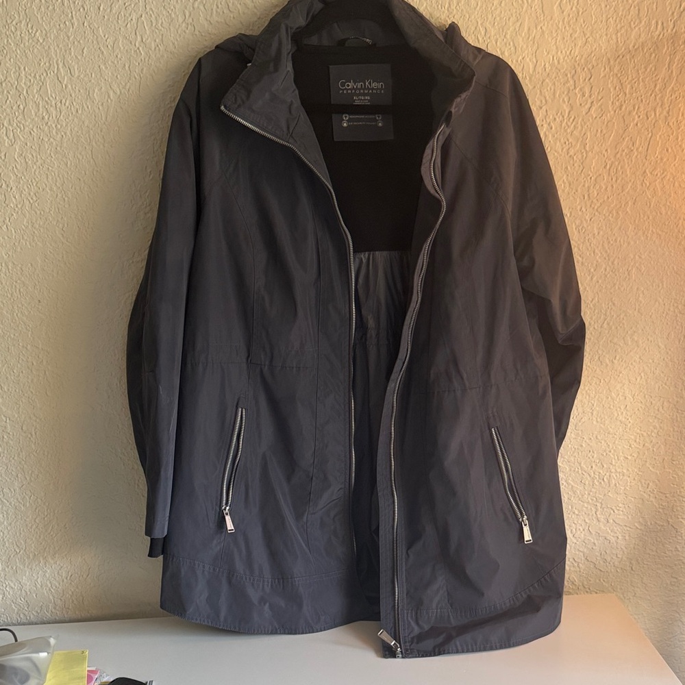 Calvin Klein Performance Packable Raincoat - Picture 3 of 16